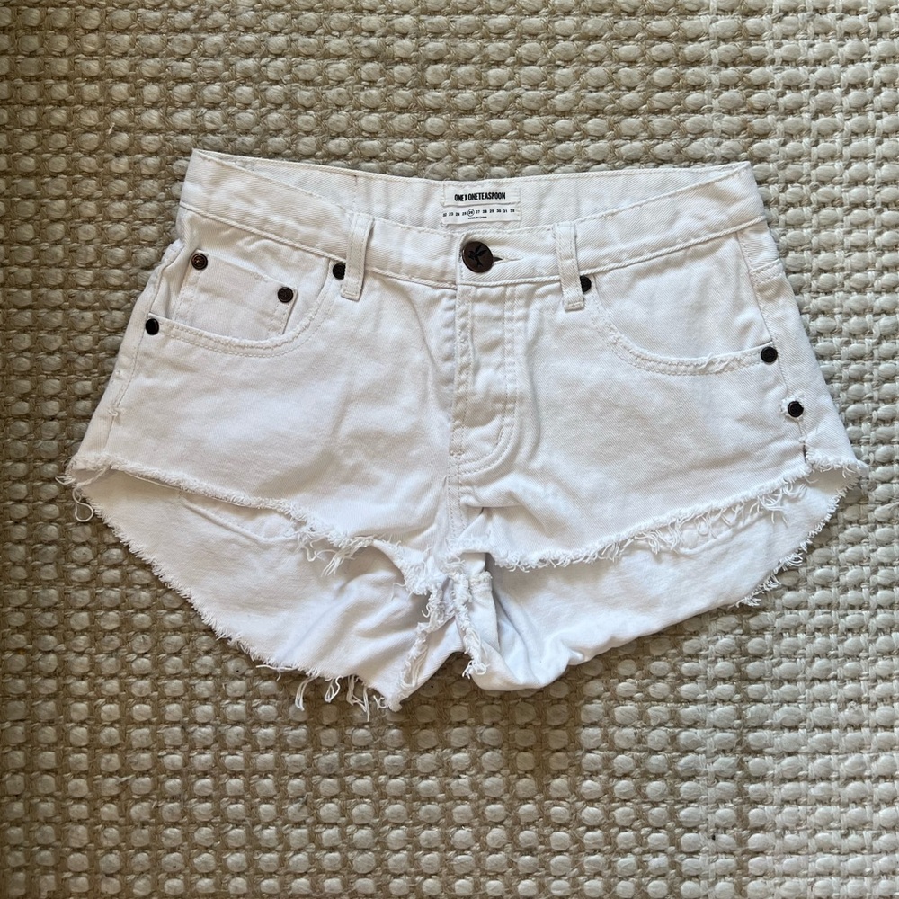 One X Oneteaspoon mini white denim shorts Size 26